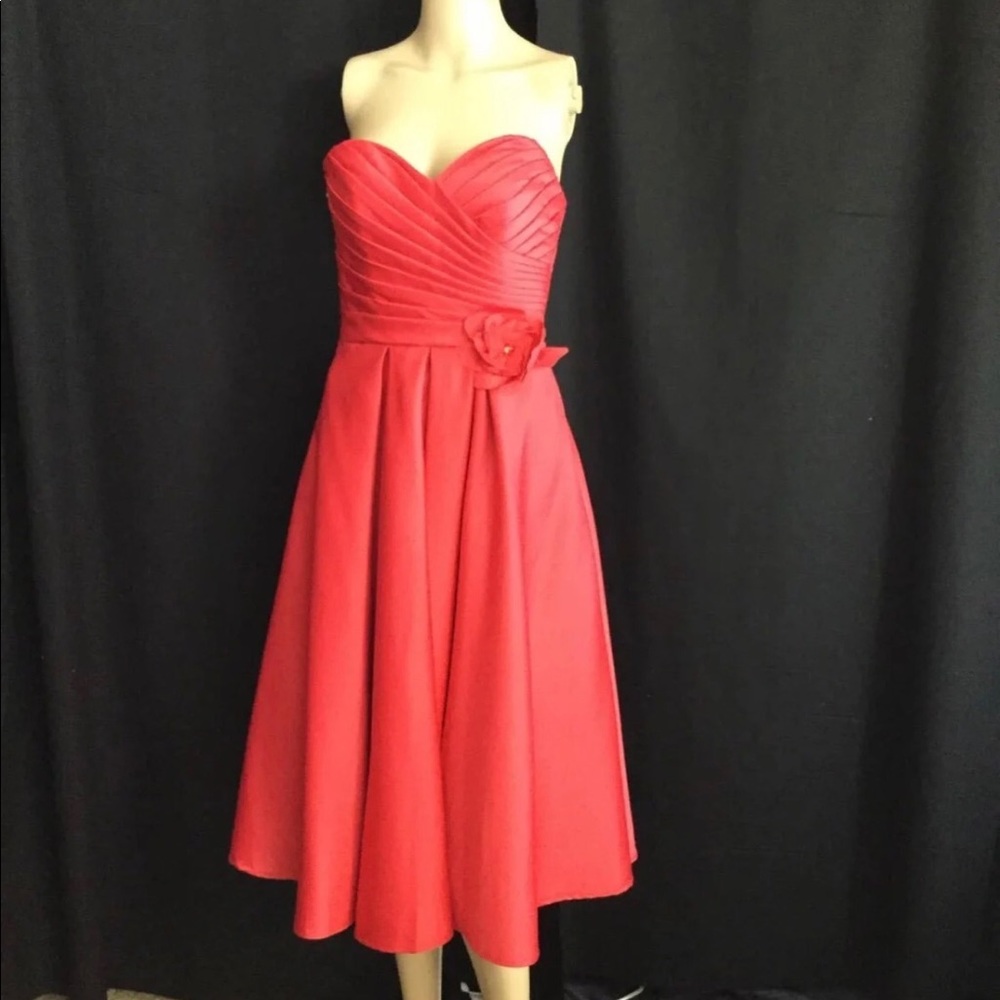 Red Bridal dress by Mỏi Lee size 5/6